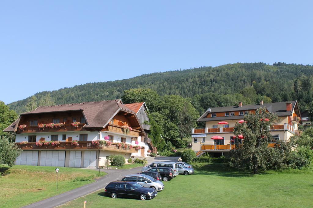 Guest house Neuhof 3*